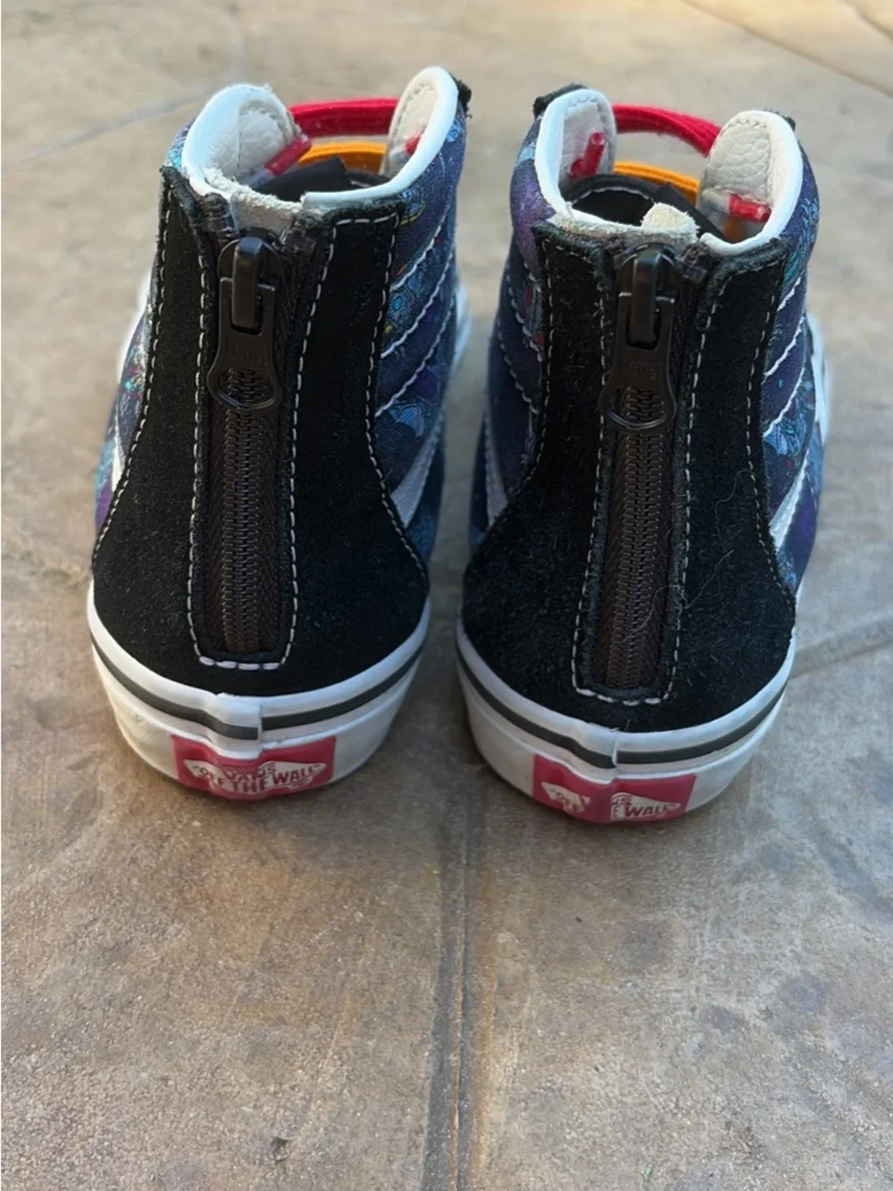 Vans Kids Black High-Top Sneakers Robot Dinosaurs with Rainbow Elastic Laces